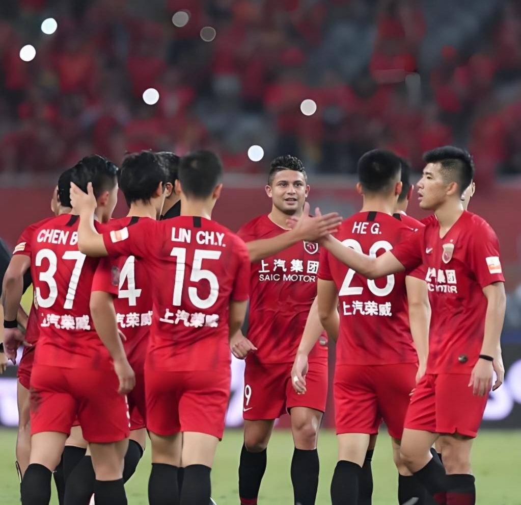  荷甲赛程吃紧，山东泰山集结日止住颓势，管理层满意，医务组通报恢复-满冠娱乐